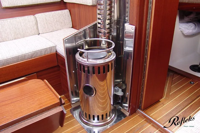 Refleks Diesel Boat Stoves are populare with Inland Waterway Boaters and Sailors alike